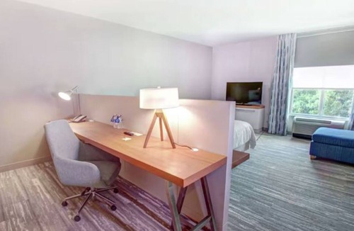 Wesley Chapel Hotel | Comfortable Hotel Near Dining, Retail & Entertainment in Wesley Chapel