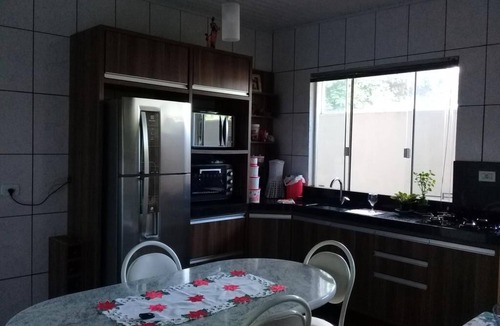 Campo Mourao House | Comfortable house in Campo Mourão with air conditioning in both bedrooms.