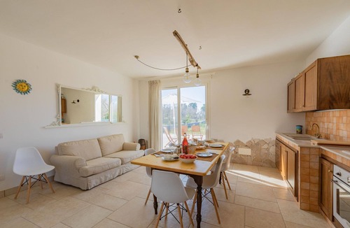 Vernole Villa | Comfortable house in the countryside with garden near the sea