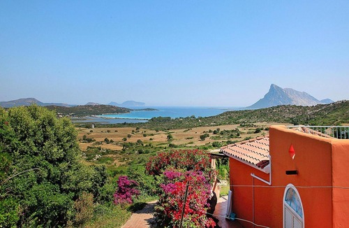 Monte Petrosu Apartment | Comfortable House Near Lake Grevelinge