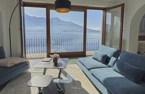 Gera Lario Apartment | Comfortable lakefront family apartment