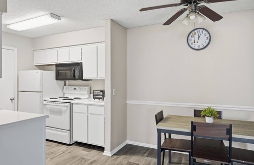 Nashville Apartment | Comfortable layout with fireplace and dining area