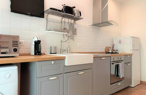 Siena Apartment | Comfortable Mini Apt with Garden -2km from Centre - Out of ZTL - Free Parking