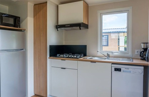 Treguennec House | Comfortable mobile home with terrace in Tréguennec