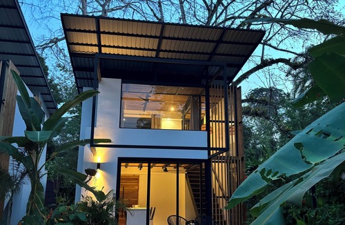 Cocles House | Comfortable, Modern Vibe & Well Located