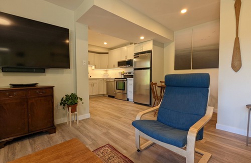 Cowichan Bay House | Comfortable one bedroom by the ocean