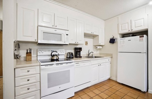 Killington Condo | Comfortable one bedroom condo. It offers Killington's best value on top of the mountain F5