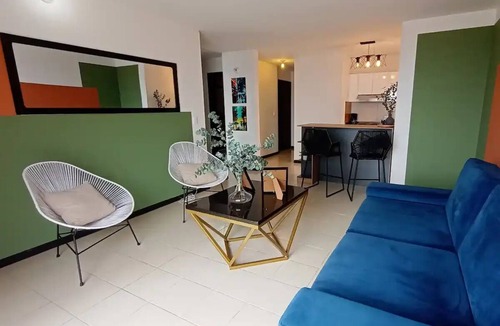Granada Apartment | Comfortable, private penthouse, jacuzzi, Cali & mountain view.