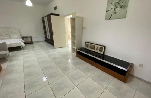 Jumeira 3 House | Comfortable Private Rooms in Compound Housing