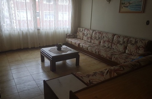 Vila Assuncao Apartment | comfortable, quiet apartment, family building and on the same block from the beach.