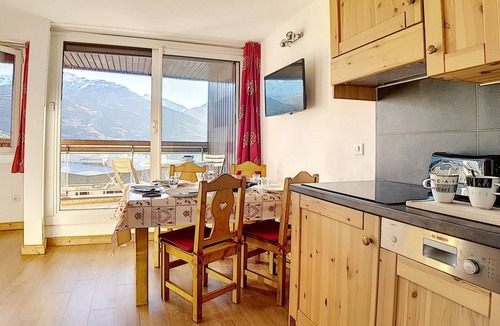 Reberty Apartment | Comfortable renovated apartment, ski-in/ski-out, parking included