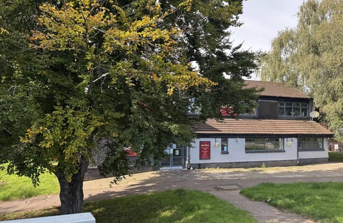 Pentwyn Apartment | Comfortable Room in a shared apartment.