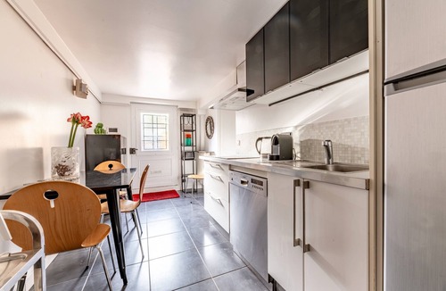 Joinville-le-Pont Apartment | Comfortable studio in a quiet location 10 minutes from the RER station