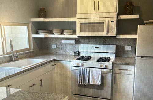 Ensenada House | Comfortable safe gated community, located 12 min away from Valle de Guadalupe.