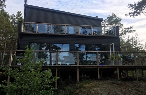 Odkarby Villa | Comfortable seaside villa in the Nordic Archipelago by four star resort