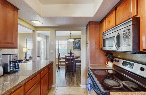 Tucson Condo | Comfortable, Single-Level Condo with Free WiFi, Washer/Dryer, & Shared Pool