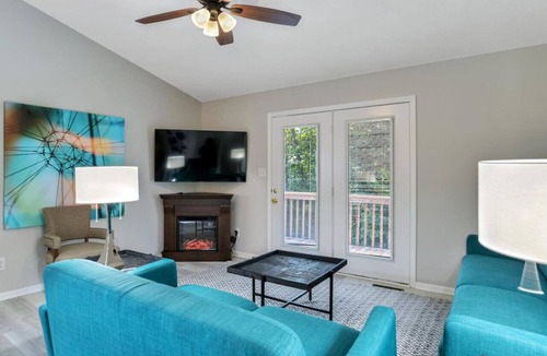 Royal Pines Villa | Comfortable South Asheville Townhome W/Hot Tub