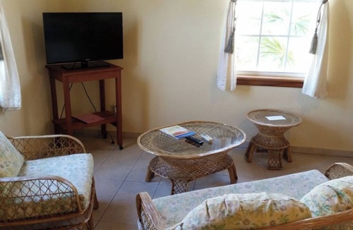 San Pedro Resort | Comfortable, Spacious Beach Resort Casita