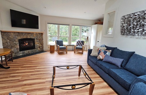Bar Harbor House | Comfortable Spacious Home Central Bar Harbor, 5 bedroom 2 bath