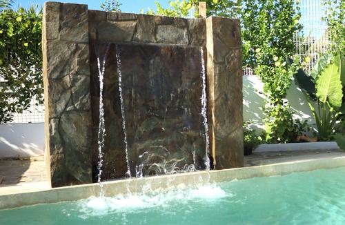Bacocho Apartment | Comfortable studio with pool in the house, 10min from Bacocho beach