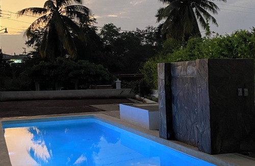 Bacocho Apartment | Comfortable studio with pool in the house, 10min from Bacocho beach