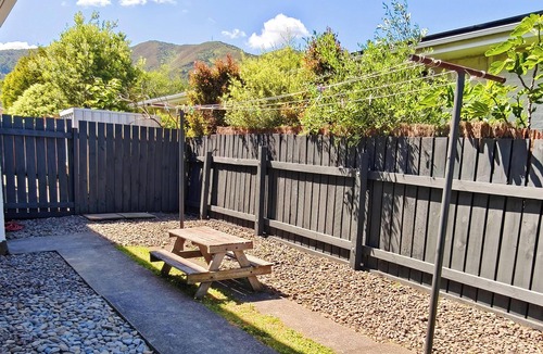 Lower Hutt House | Comfortable stay for 6/Perfect for family trip