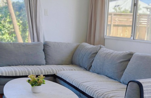Lower Hutt House | Comfortable stay for 6/Perfect for family trip