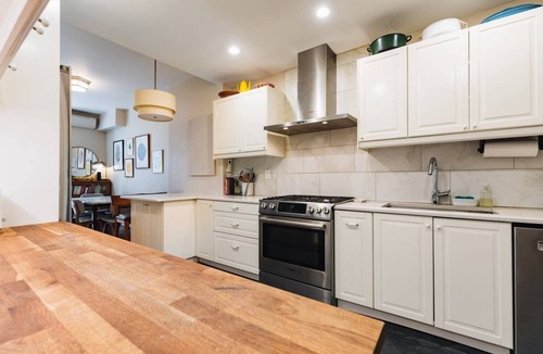 Kensington House | Comfortable Stay in Historic, Brooklyn Brownstone
