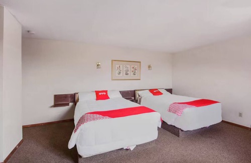 Cheyenne Wells Hotel | Comfortable Stay w/Private Bath, 4 Rooms Available Near Cheyenne Wells