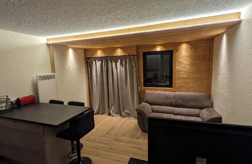 Chatel Apartment | Comfortable studio in Châtel with WiFi and covered parking
