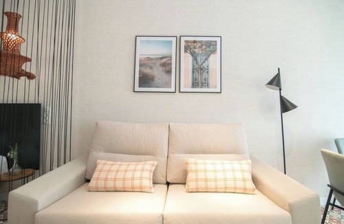 Nou Moles Apartment | Comfortable Studio in Valencia left
