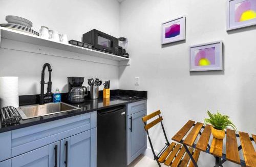 Liberty City Apartment | Comfortable Studio - Minutes from Wynwood