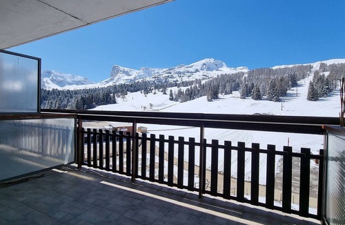 Saint-Etienne-en-Devoluy Apartment | Comfortable studio near slopes, 4 people, Wifi, parking