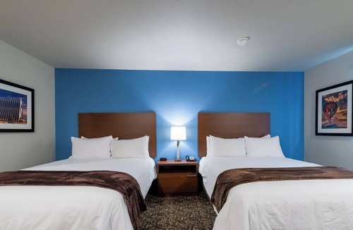 Rock Springs Hotel | Comfortable Suites Near Outdoor Recreation and Parks