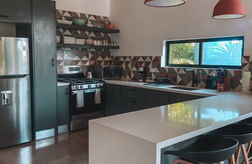 Mal Pais House | Comfortable Three-Bedroom Home Near the Beach
