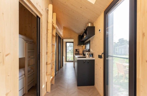 Westkapelle Cabin | Comfortable tiny house for 4 in Westkapelle | Zeeuwse Liefde – Tiny House 8
