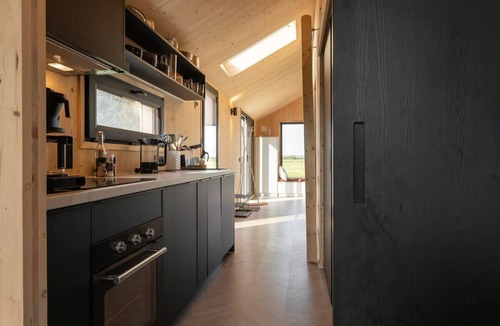 Westkapelle Cabin | Comfortable tiny house for 4 in Westkapelle | Zeeuwse Liefde – Tiny House 8