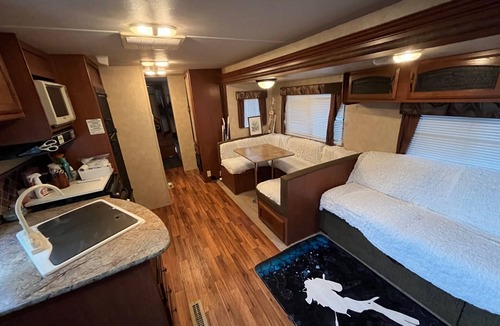 Atami RV Rental | Comfortable trailer houseRoom onlyRegular seas/ Shizuoka