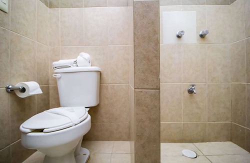 Centro Hotel | Comfortable Triple Room in Mérida — Near Historic Center | Outdoor Pool