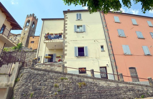 Monte Cerignone Apartment | Comfortable vacation apartment in the north of Italy.