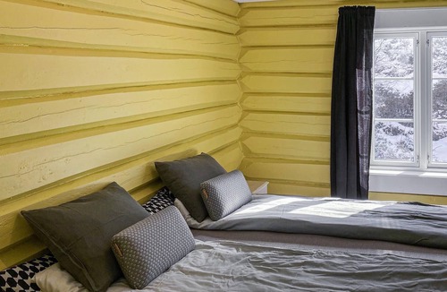 Frei Apartment | Comfortable vacation apartment with a view of the water.