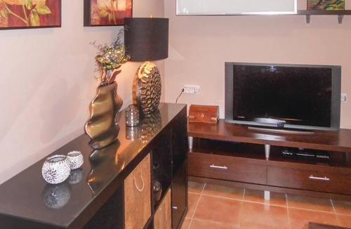 Los Geraeos Apartment | Comfortable vacation apartment in a gated community with private security and several communal pools