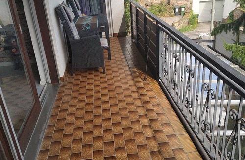 Gocklingen Apartment | Comfortable vacation apartment, 95 square meters, large south-facing balcony