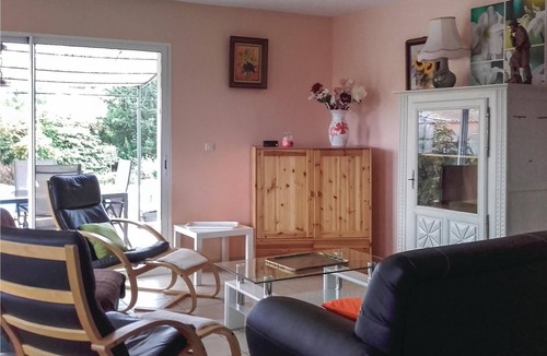 Argeliers House | Comfortable vacation home with private pool in enclosed grounds in Argeliers, 22 km from Narbonne an