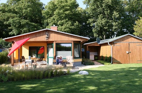 Neukalen House | Comfortable vacation home in McPom Peene Kummerower See. 400sqm private plot
