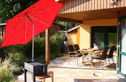 Neukalen House | Comfortable vacation home in McPom Peene Kummerower See. 400sqm private plot