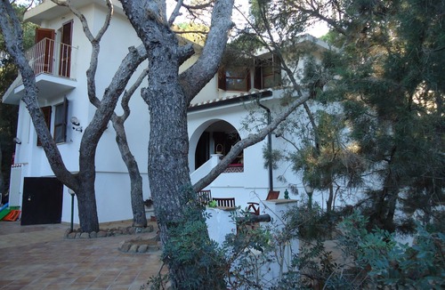 Porto Pino Villa | Comfortable Villa 20 meters from the sea and large private pine forest