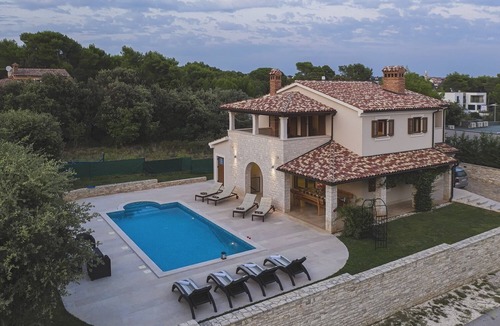 Medulin House | Comfortable villa just 1,5 km from beach with private pool