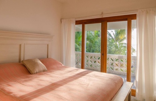 San Pedro Villa | Comfortable Villa with sea view