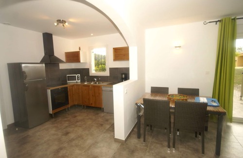 Sampzon Villa | Comfortable villa with private swimming pool and close to the Ardèche River